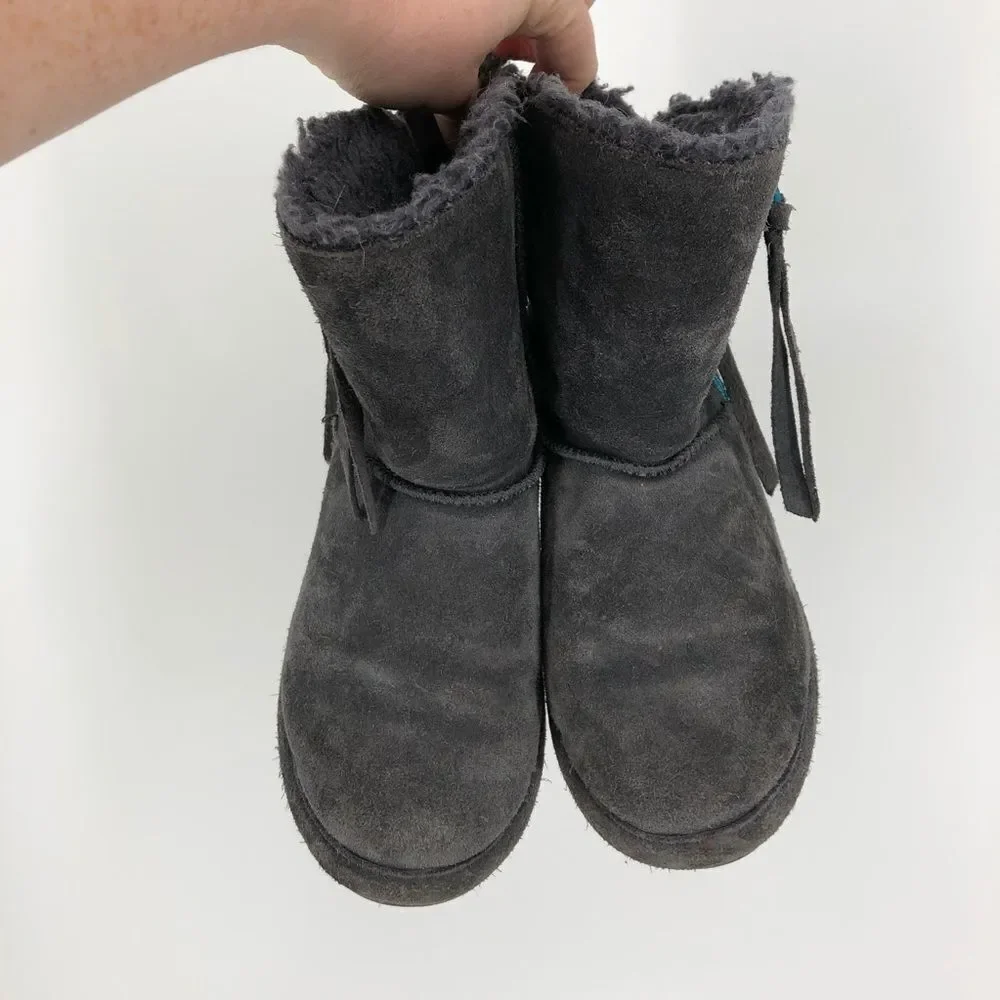 BearPaw gray suede